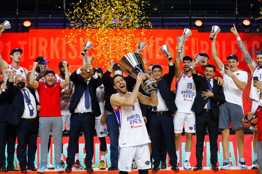 Anadolu Efes Avrupa şampiyonu oldu