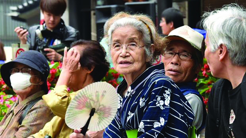 Çin ve Japonya yaşlanıyor