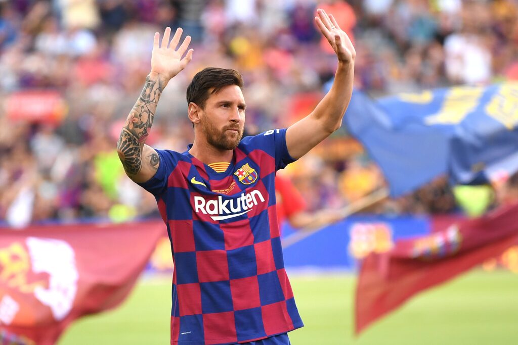Lionel Messi Barcelona’dan ayrıldı